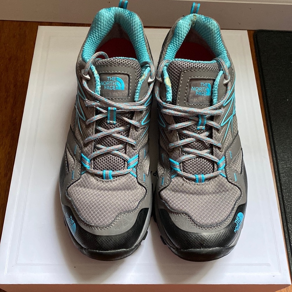 The North Face hiking Gore-Tex boots in size 9.5 Women’s